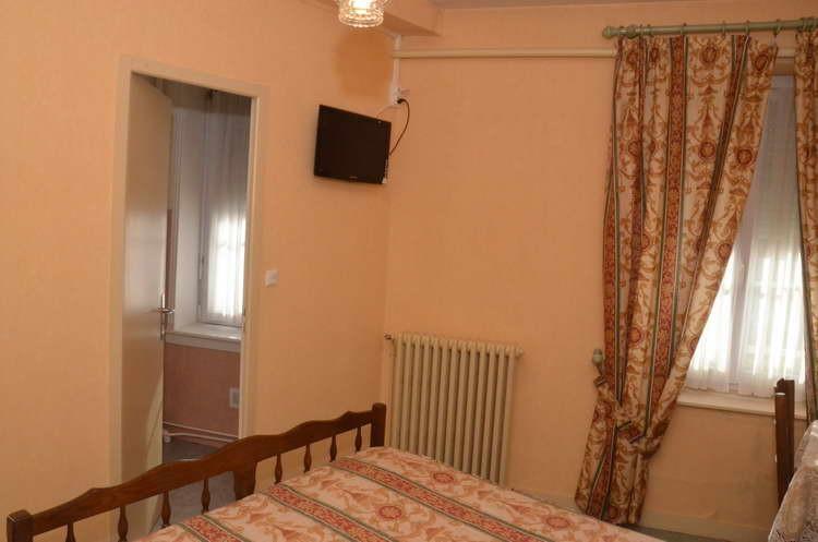 Hotel Du Commerce Пон-де-Во Экстерьер фото